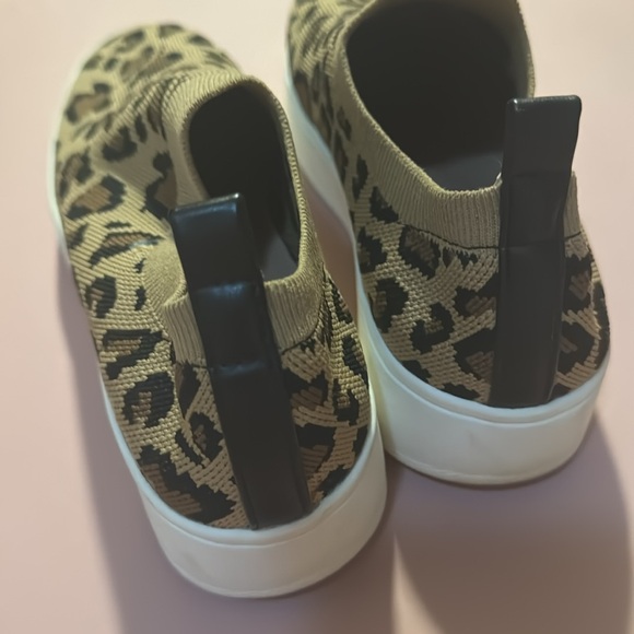 Steve Madden size 7 - Picture 4 of 4